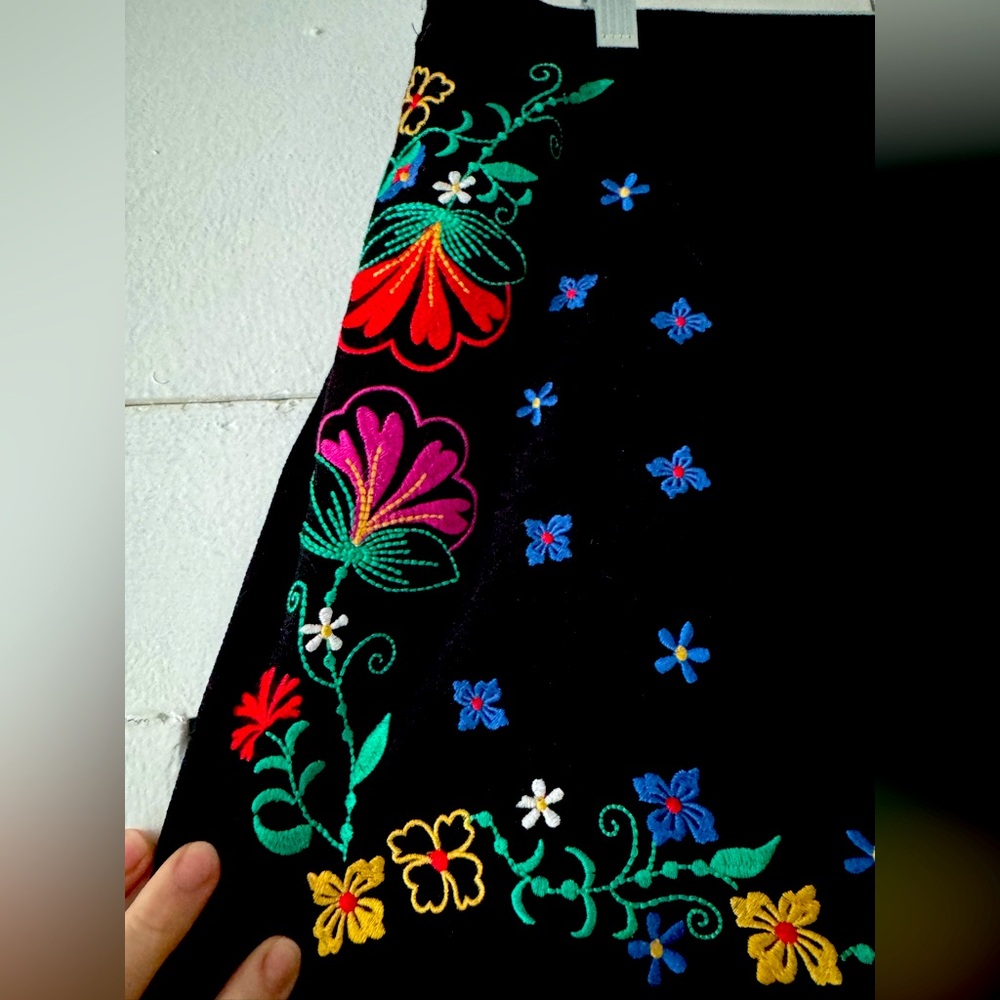 Embroidered Shorts